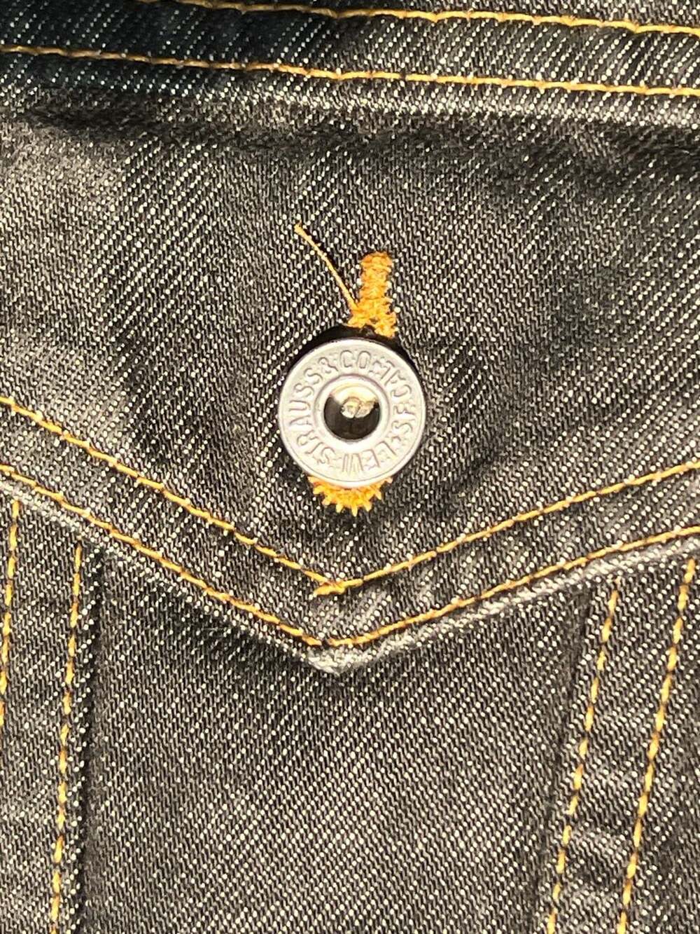 Vintage Levi's 70507-4870 Dark Wash Denim Trucker Jacket - Men's XL - Picture 8 of 14